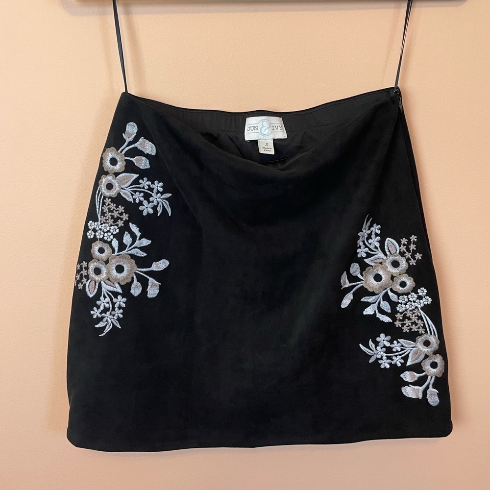 Jun & Ivy Faux Suede Embroidered Mini Skirt